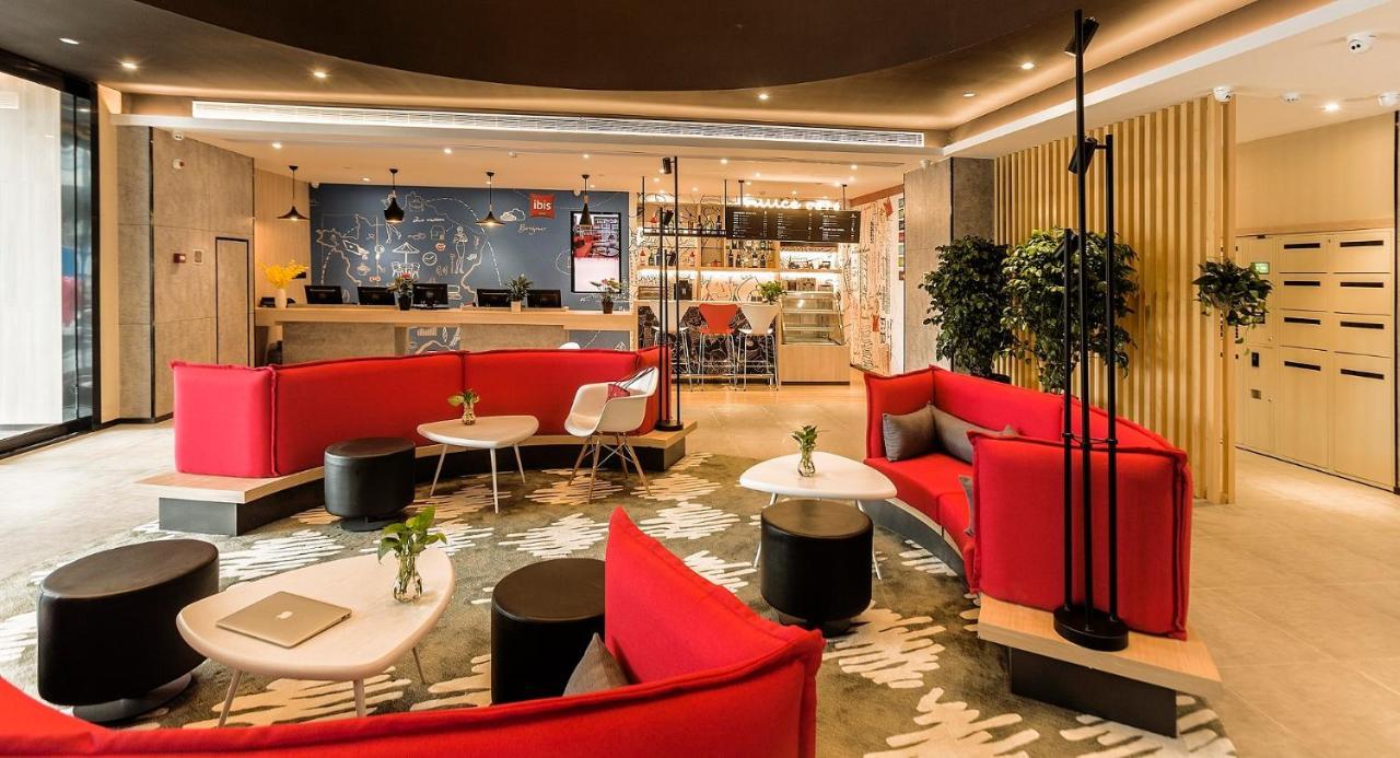 Ibis Zhengzhou Longhai Road Exteriör bild
