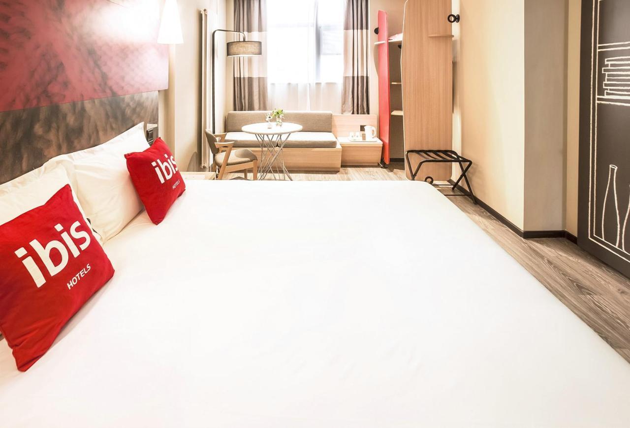 Ibis Zhengzhou Longhai Road Exteriör bild